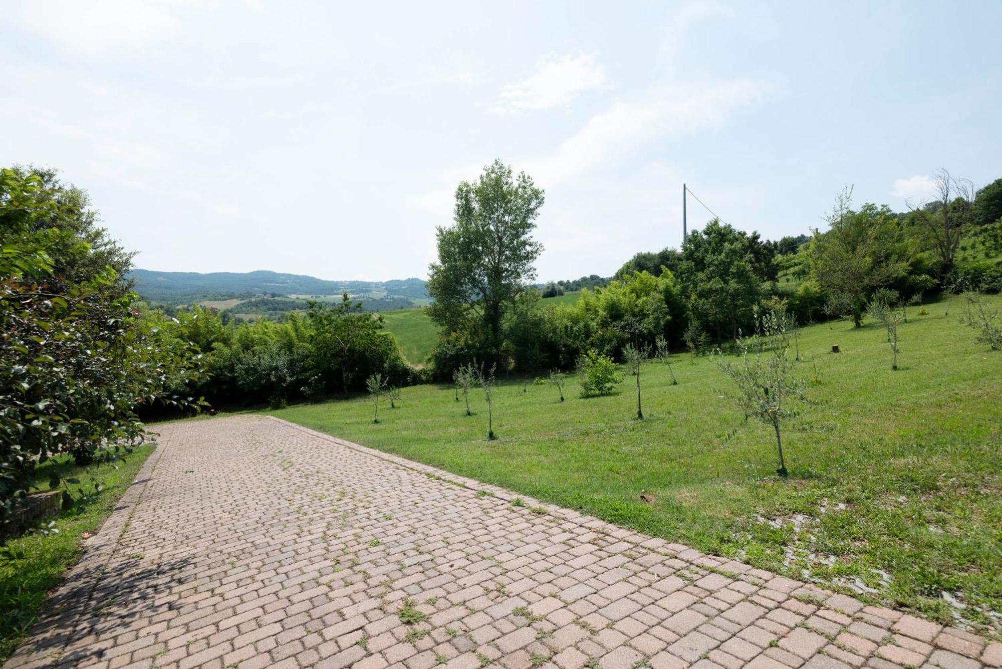 Appartamento Spazioso Le Vitterelle B&B Zocca Exterior photo